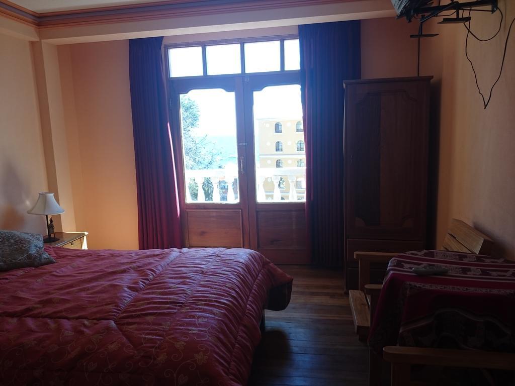 Hostal Real los Andes del Lago Copacabana  Habitación foto
